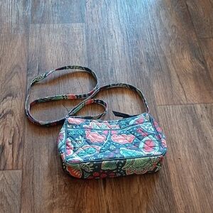 Vibrant Vera Bradley Floral Shoulder Bag Normadic Floral
